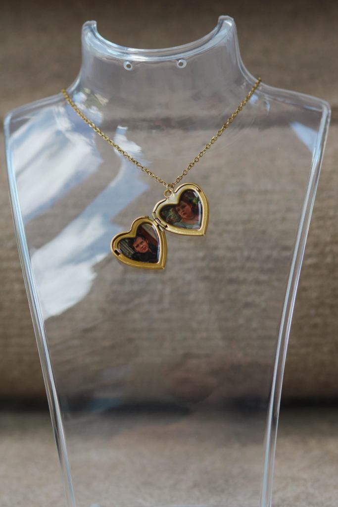 Bridgerton inspired locket 